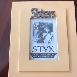 Brand new sisters frame